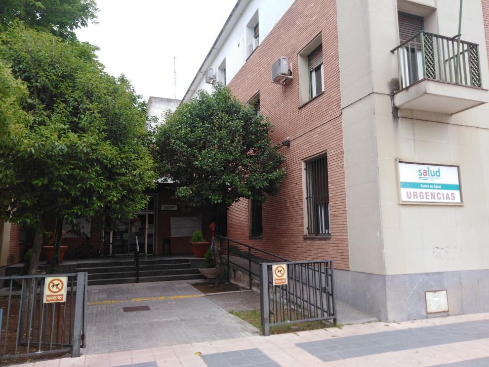 Acceso al Centro de Salud de Barbastro.