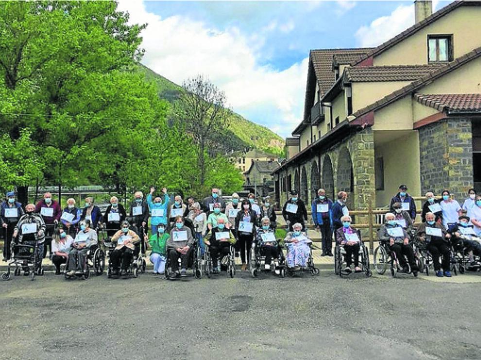 Participantes en la carrera solidaria de Atades