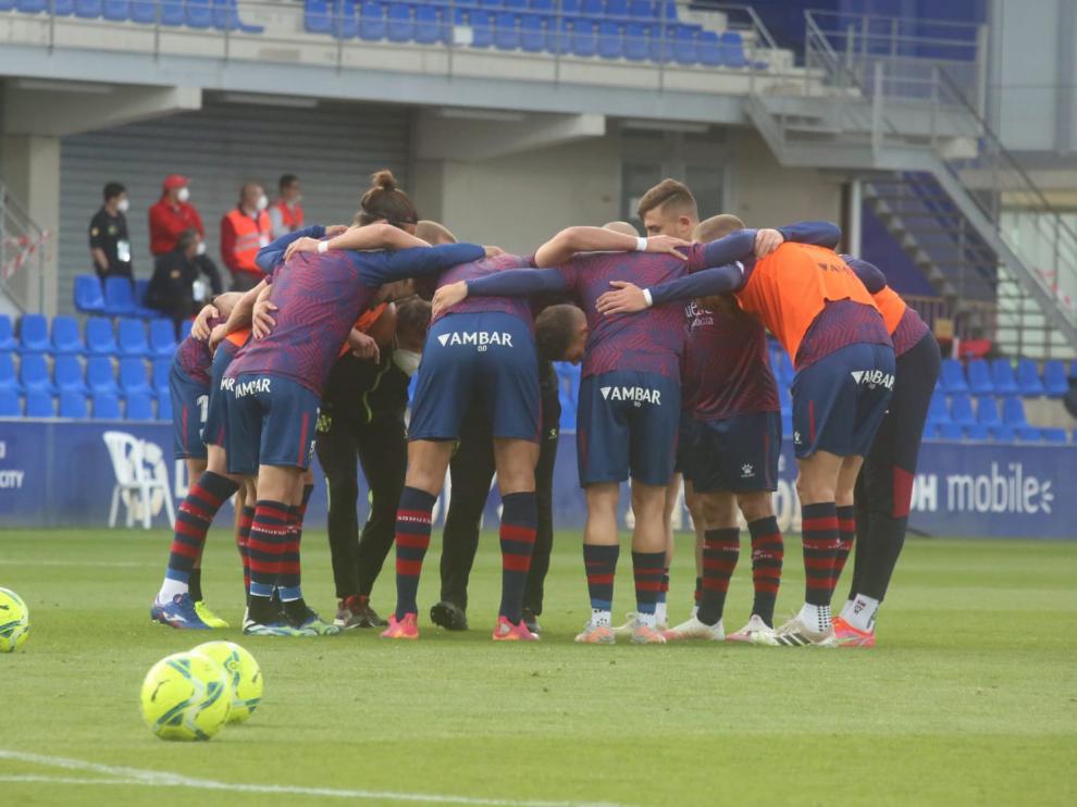 El Huesca se enfrenta al Athletic.