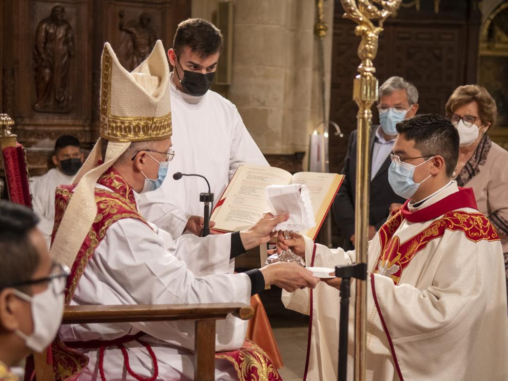 Kevin de Jesús Urbina durante su ordenación