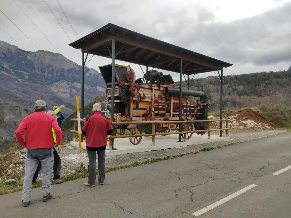 Trilladora en Piedrafita de Jaca