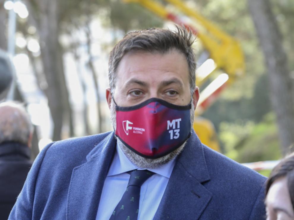 Manolo Torres, consejero delegado del Huesca, espera un equipo con buen nivel competitivo.