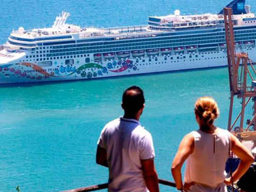 Los cruceros ya pueden atracar en puerto español