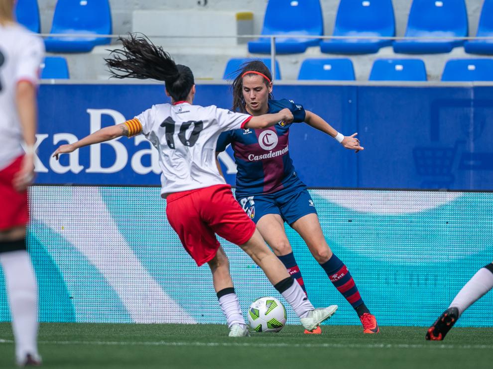 Las azulgranas vencen al Pallejà (4-1), en una jornada histórica