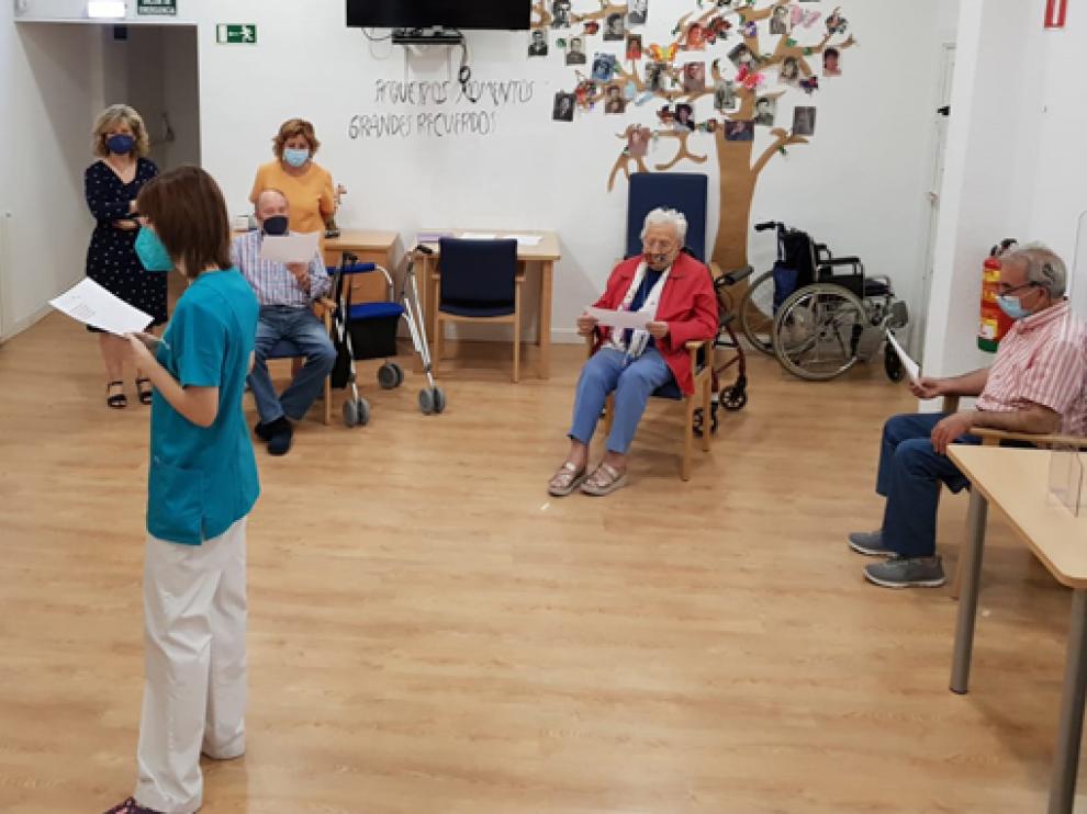 La consejera en una de las actividades del centro.
