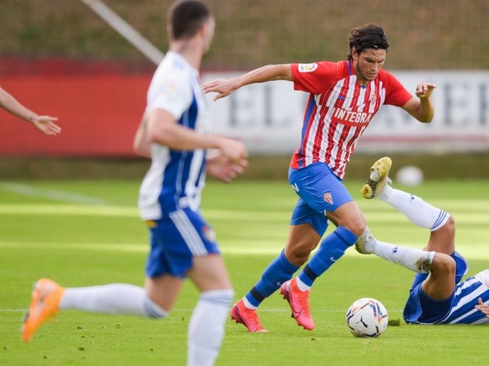 Imagen de Cristian Salvador en un partido con el Sporting.