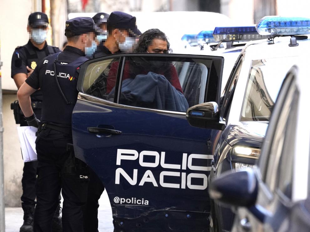 El cantante Diego El Cigala saliendo detenido de comisaría, a 10 de junio de 2021, en Madrid (España).