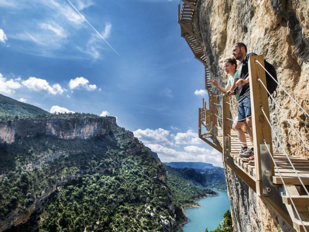 Tres millones de euros para desestacionalizar el turismo en Aragón a través de los bonos turísticos