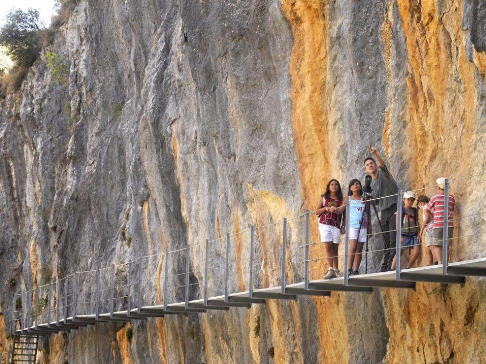 El programa de bonos turísticos está destinado a la adquisición de paquetes vacacionales.