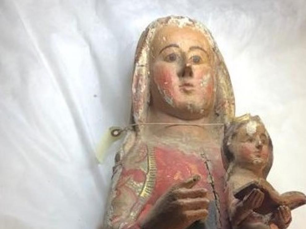 Detalle de la imagen de Santa Ana.