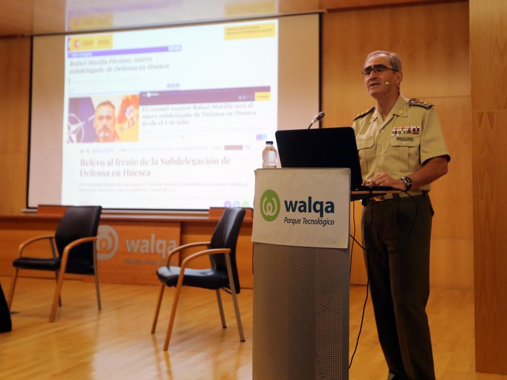 Conferencia subdelegada Defensa17 - 6 - 21 foto pablo segura El coronel José María Rivera durante su intervención en la conferencia.