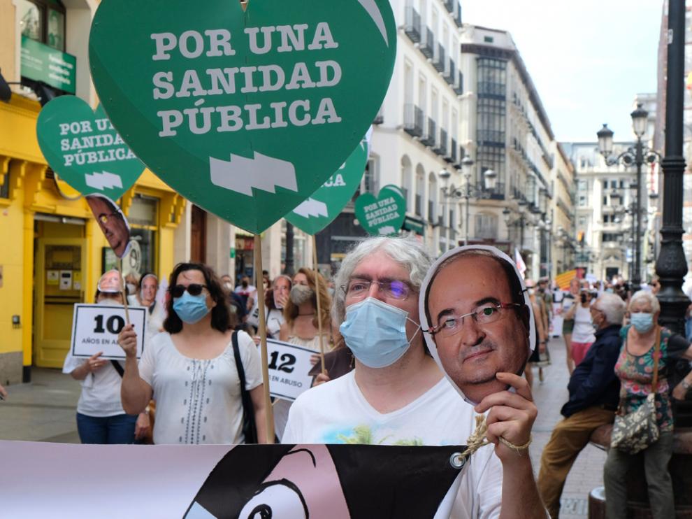 Participación en la manifestación celebrada este viernes en Zaragoza con motivo de la huelga de interinos