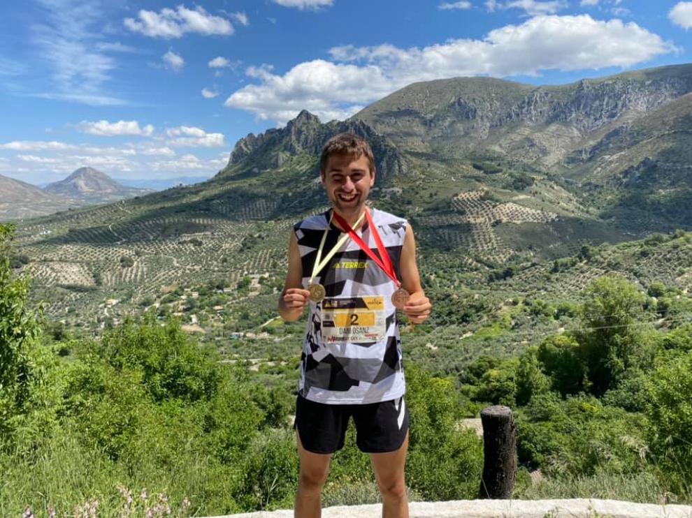 Daniel Osanz, con las medallas en el último Campeonato de España.