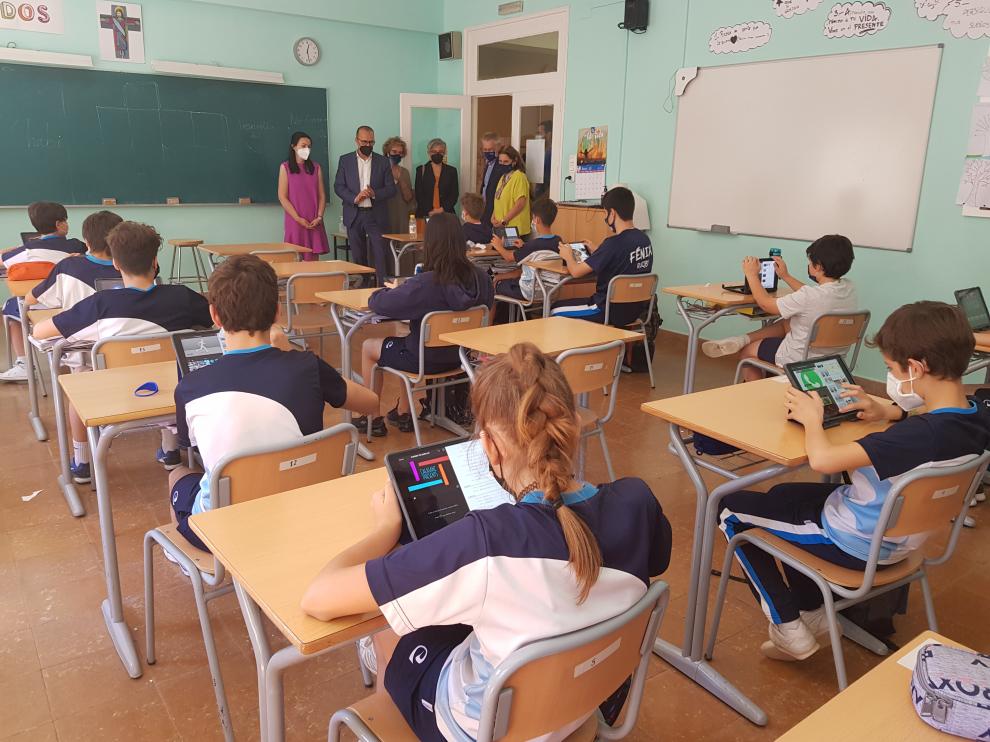 Felipe Faci ha visitado un colegio con motivo del final del curso escolar.