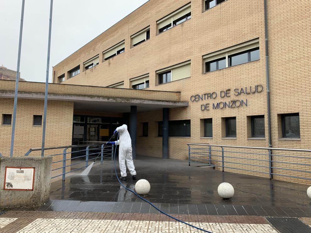 Foto de archivo del Centro de Salud de Monzón.