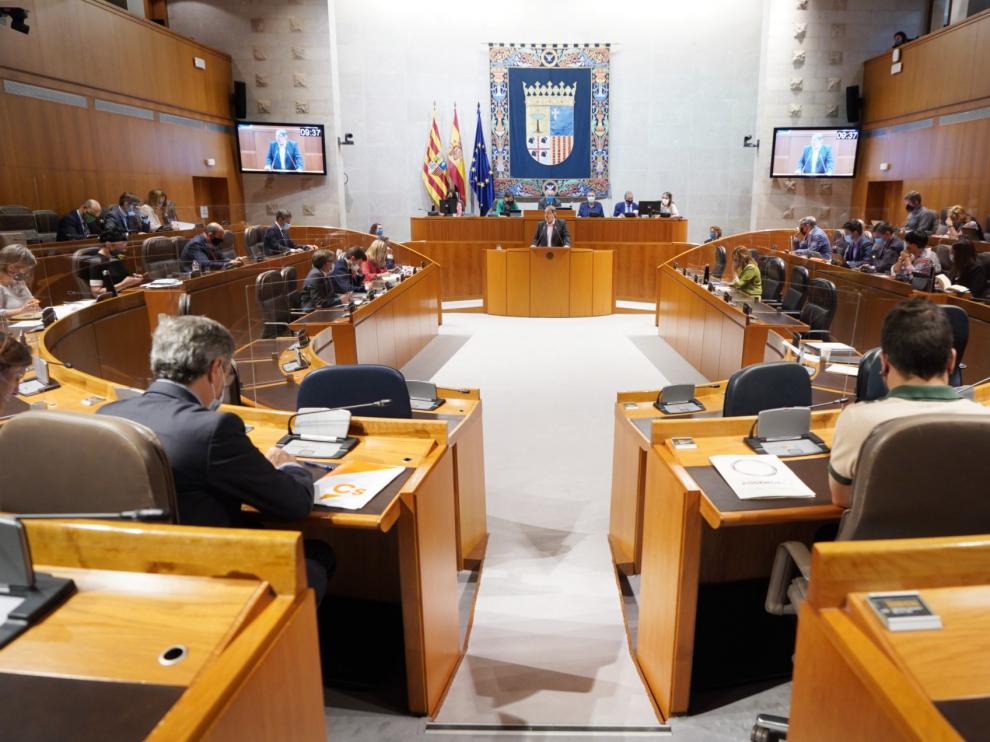 Sesión plenaria de la Cortes de Aragón.