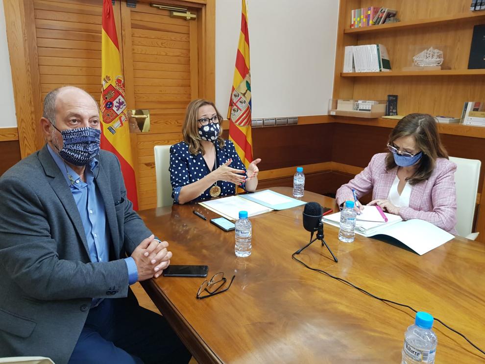 Imagen durante la reunión del Consejo Local celebrado ayer, que fue presidido por Mayte Pérez.