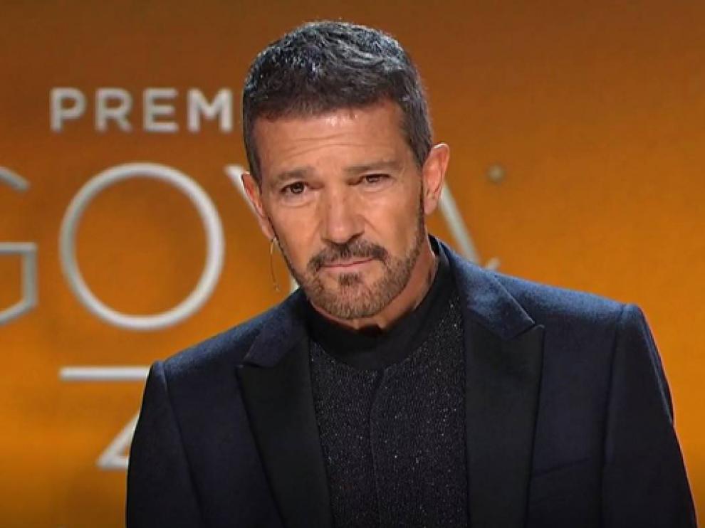 Antonio Banderas.
