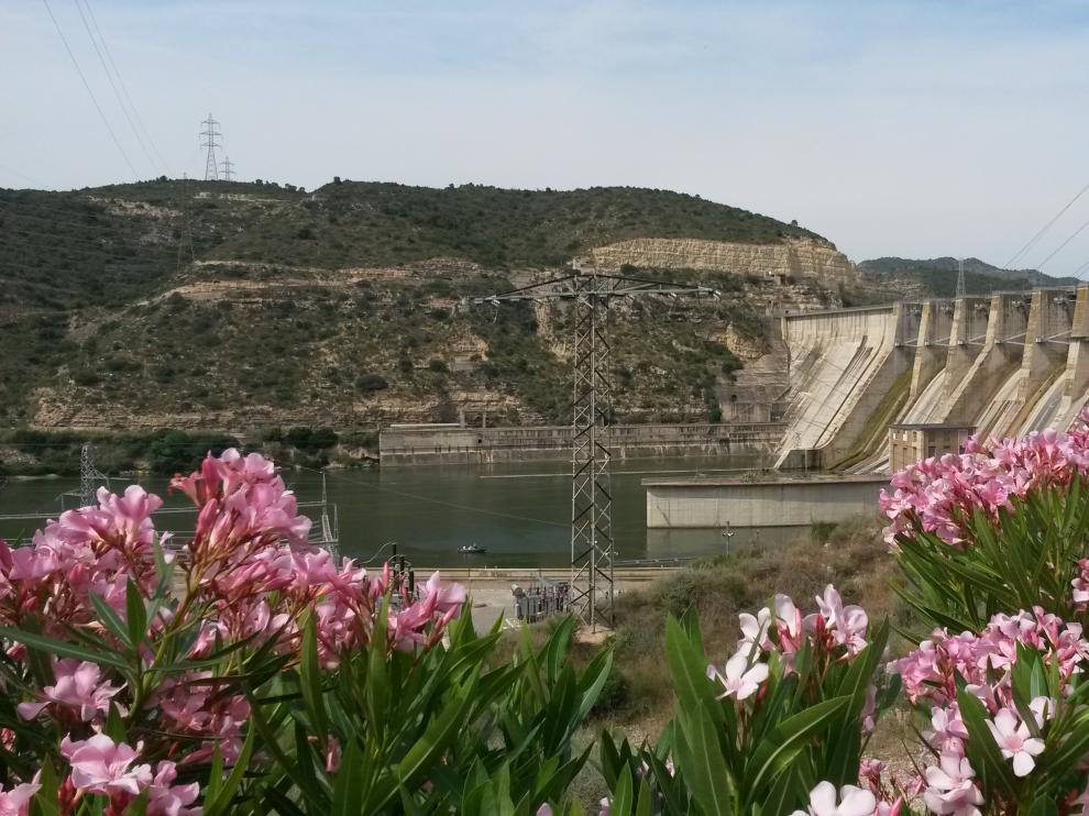 Central hidroeléctrica de Endesa en Mequinenza.