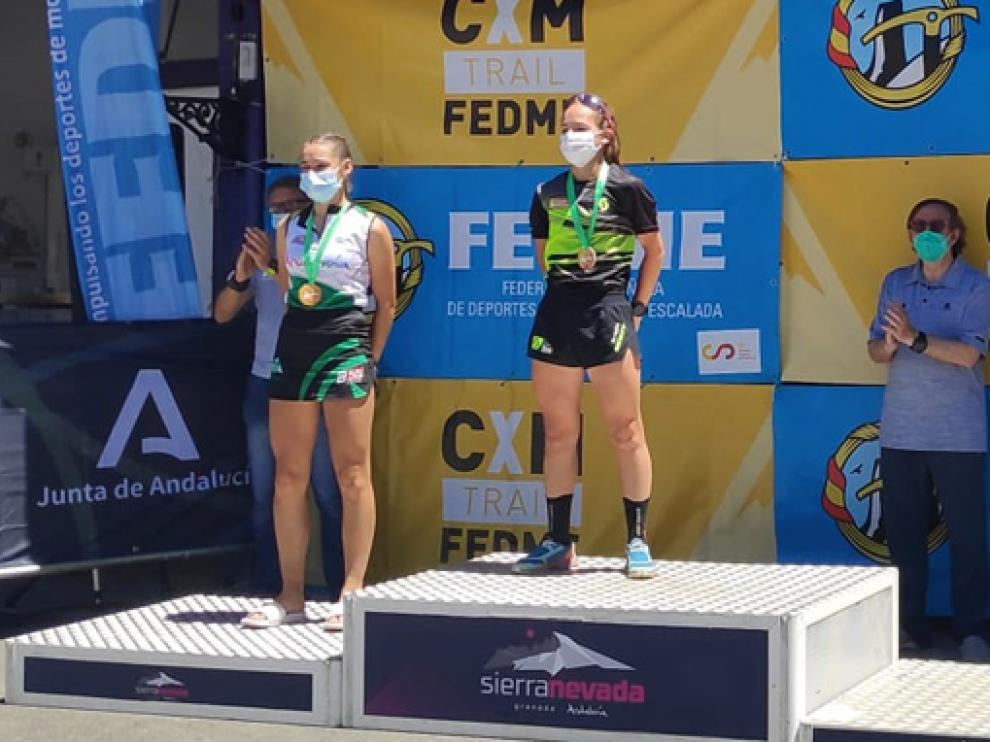 Cabestre, en lo más alto del podio de categoría juvenil.