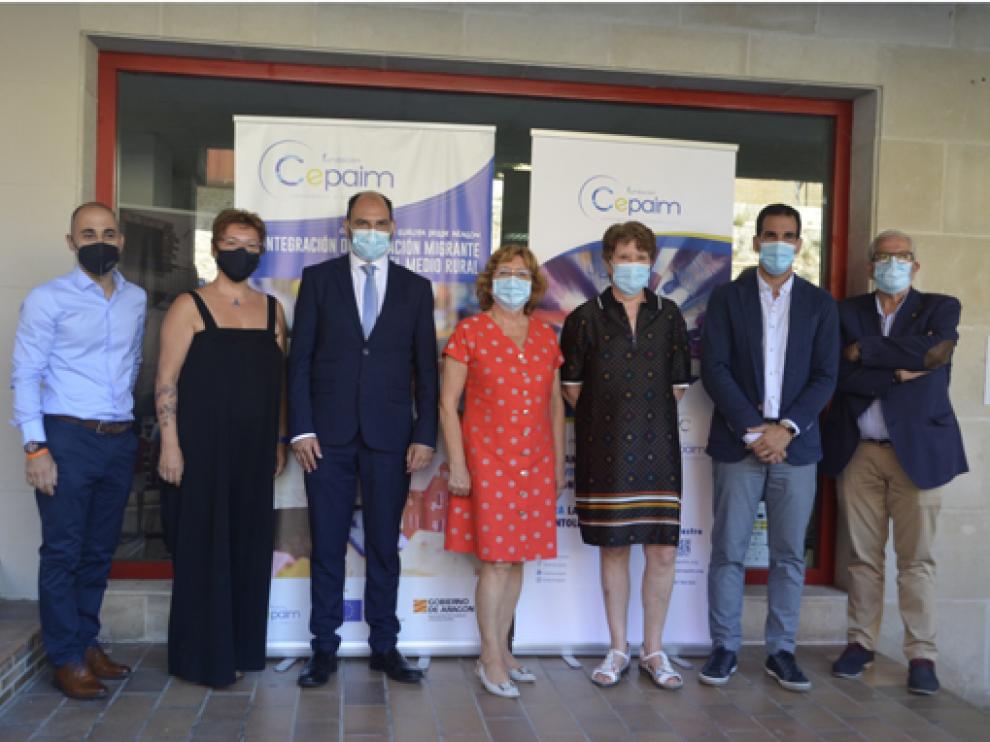 La consejera, en su visita de ayer a Barbastro para asistir a la presentación del “Uga Maluga” y la memoria de Cepaim.