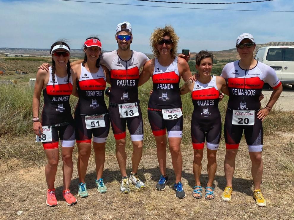 Hasta seis deportistas del Club Atletismo Jaca Triatlón participaron en la competición.