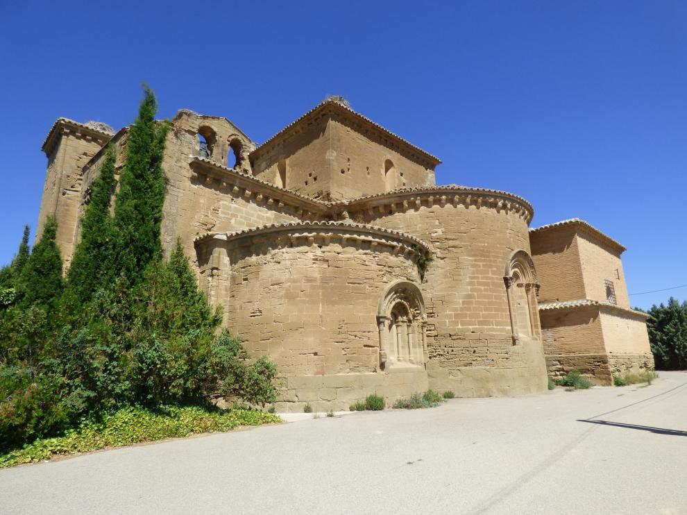 Monasterio de Villanueva de Sijena en la comarca de los Monegros
