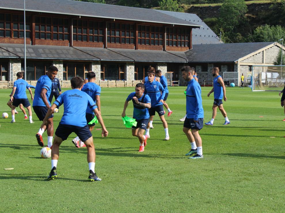 Entrenamiento del Huesca en Benasque este miércoles