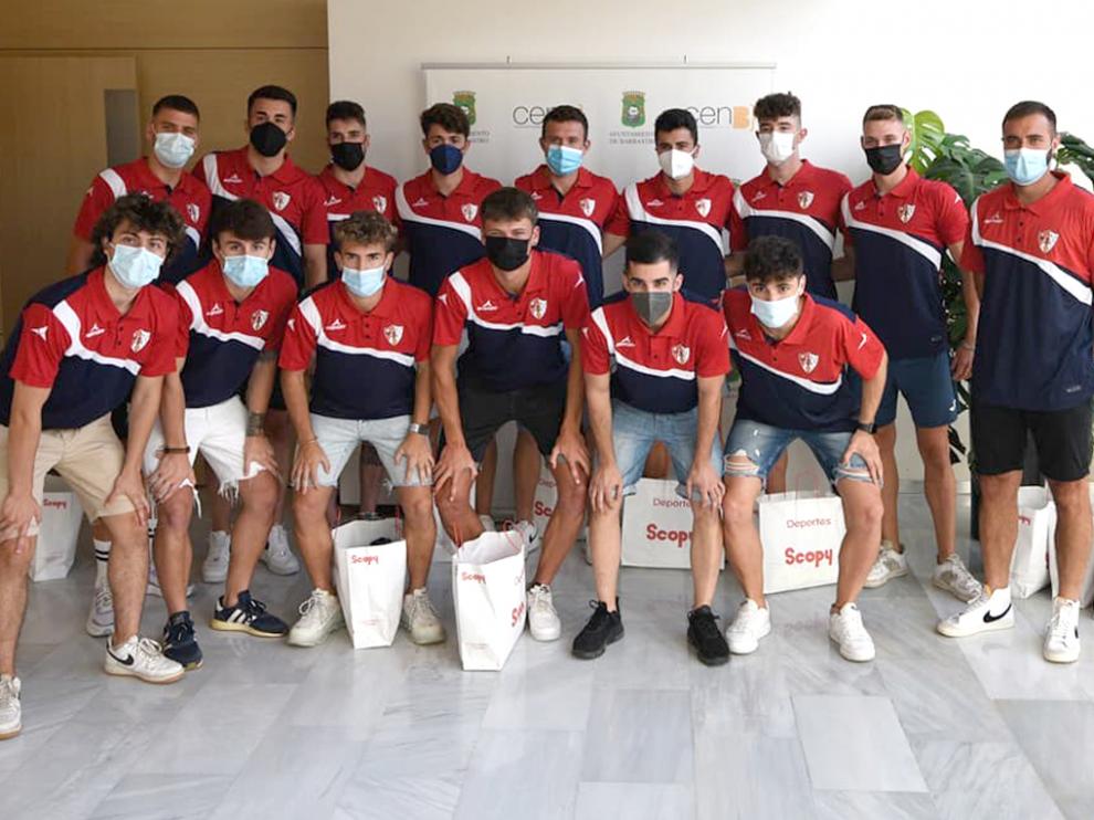 La plantilla del Barbastro presenta muchas caras nuevas y aspiraciones altas.