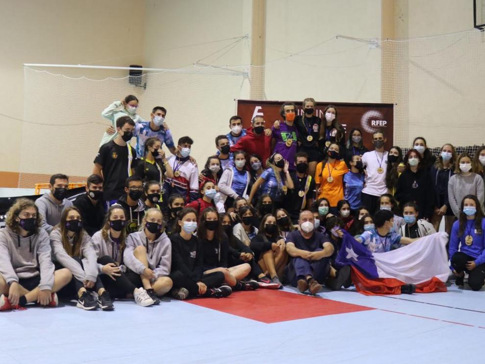 Los competidores de la disciplina Classic, en el cierre de la Copa Nacional de Freestyle de Canfranc