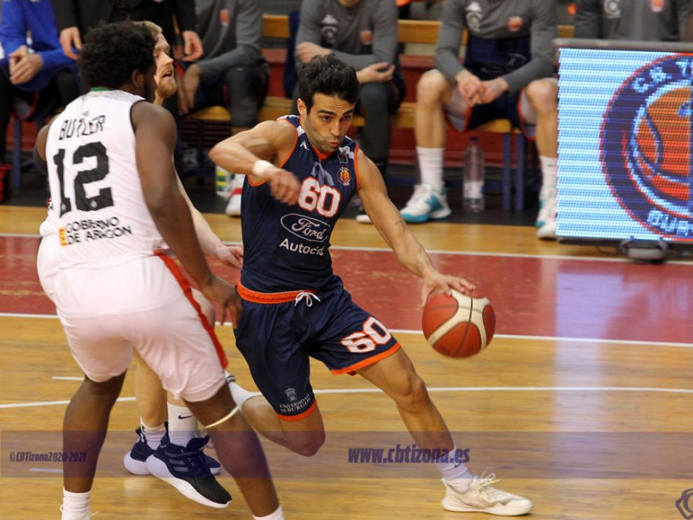 Alonso, en el partido contra el Peñas jugado en Burgos la pasada temporada
