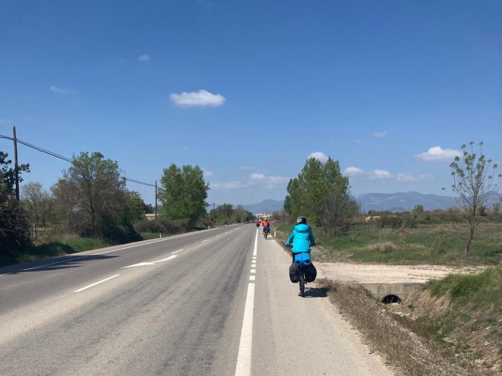 Una de las peticiones es ampliar la anchura de la vía ciclista hasta los 2 o 2,5 metros.