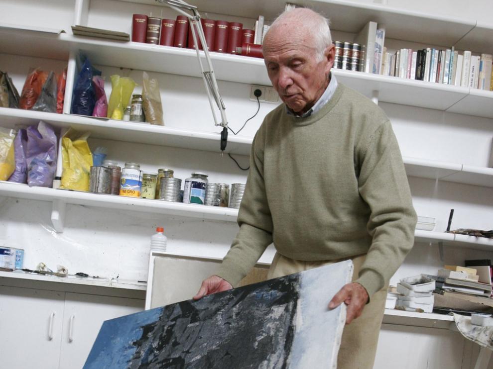 José Beulas en su estudio de Huesca