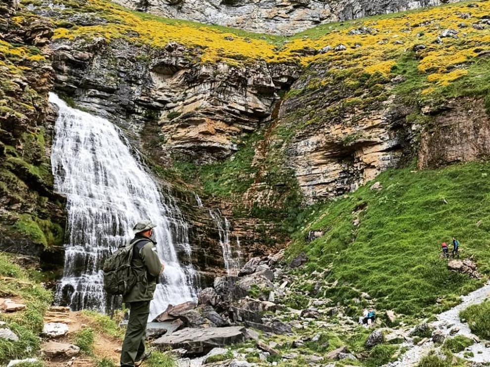 Un agente de Protección de la Naturaleza, en el Parque Nacional de Ordesa y Monte PerdidoUn agente de Protección de la Naturaleza, en el Parque Nacional de Ordesa y Monte Perdido.
