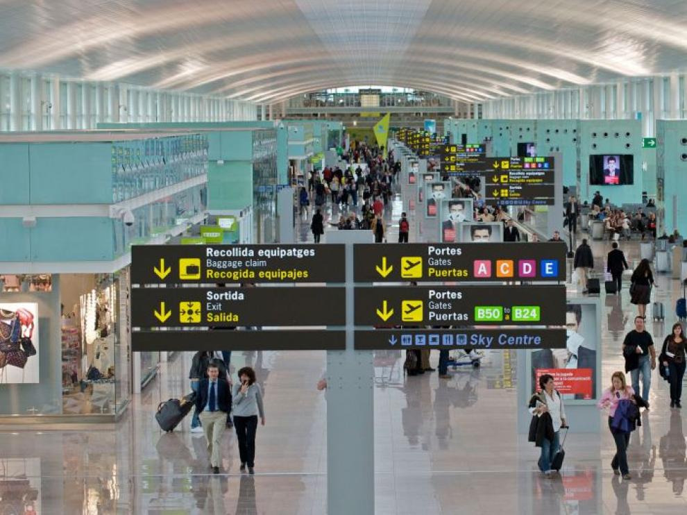 Interior de la Terminal 1 del Aeropuerto El Prat de Barcelona