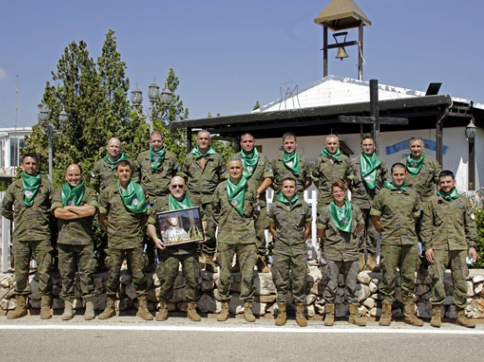 Miembros de la Brigada Aragón del Ejército en la Misión Libre Hidalgo en Líbano celebró un almuerzo laurentino