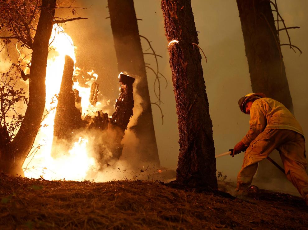 Con el aumento de las temperaturas son muchos los incendios en todo el planeta.