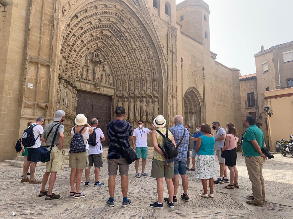 El ayuntamiento de Huesca organiza visitas guiadas durante todo el año.