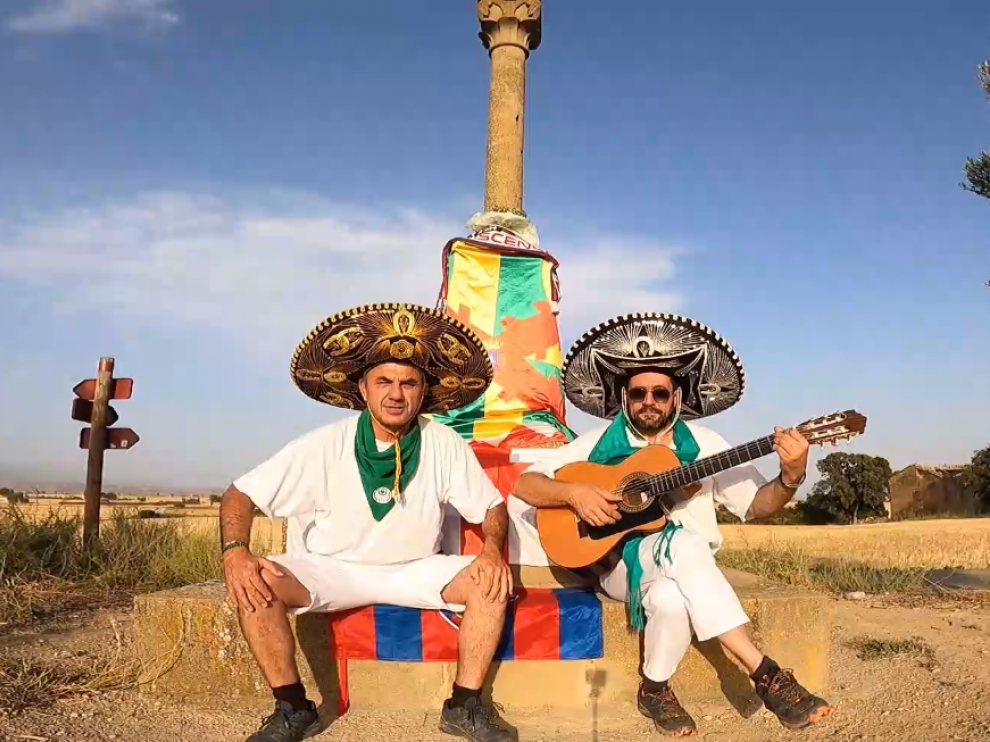 Fotograma del vídeo de Javito Rico y 'Pichetas'