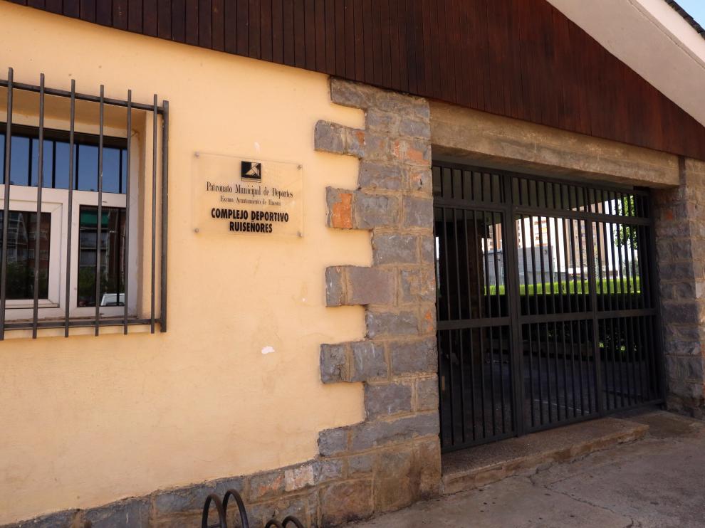 El complejo deportivo de Ruiseñor se encuentra cerrado durante las "no fiestas"