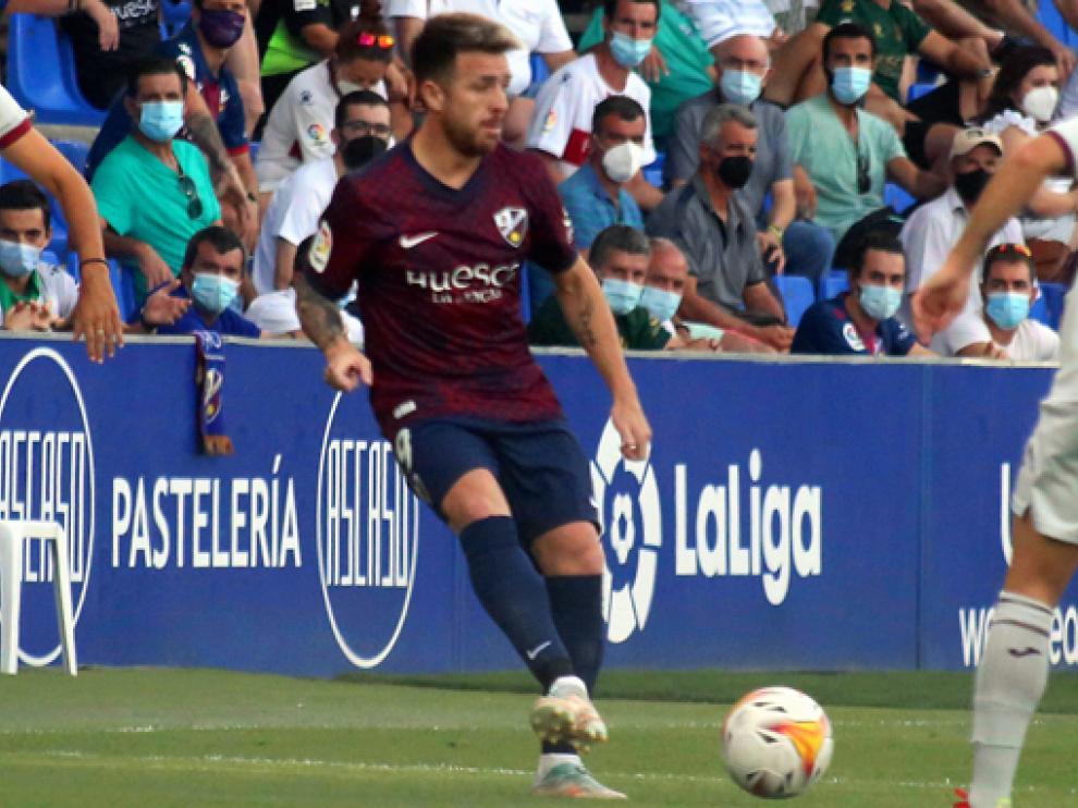 Julio Buffarini se convirtió en el décimo futbolista argentino en vestir la camiseta del Huesca en los últimos quince años.