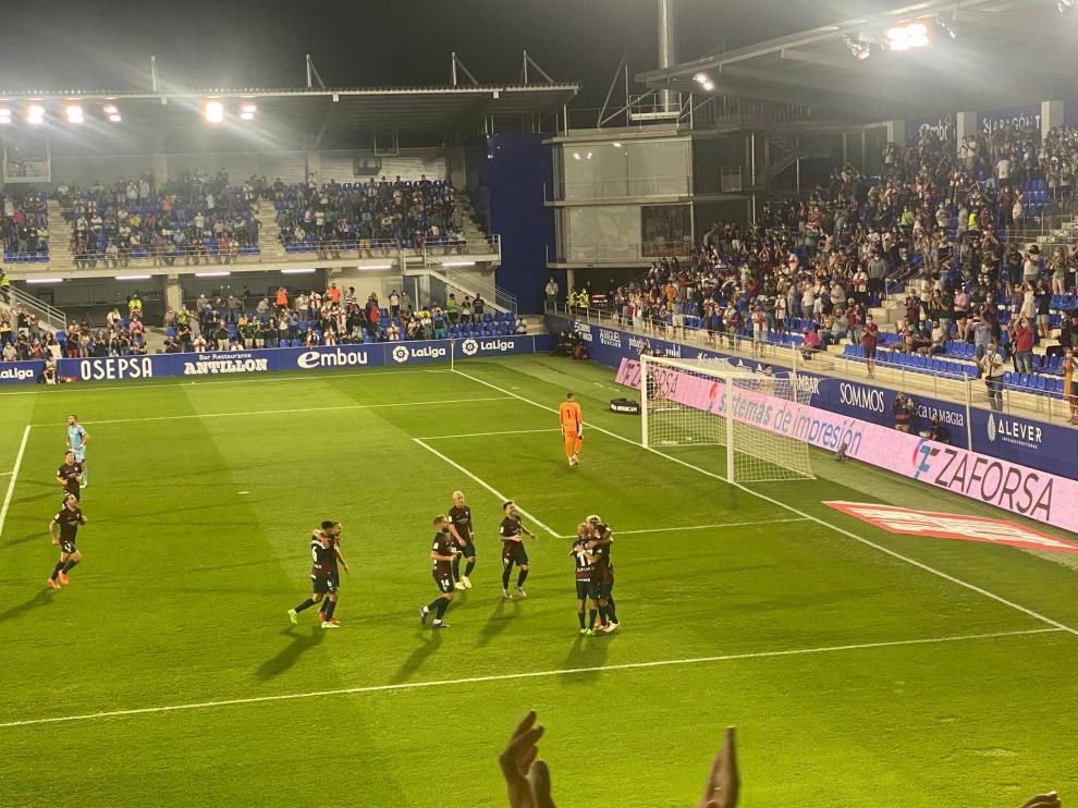 Celebración del gol de Seoane.