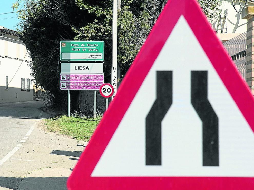 Imagen del acceso a la localidad de Liesa
