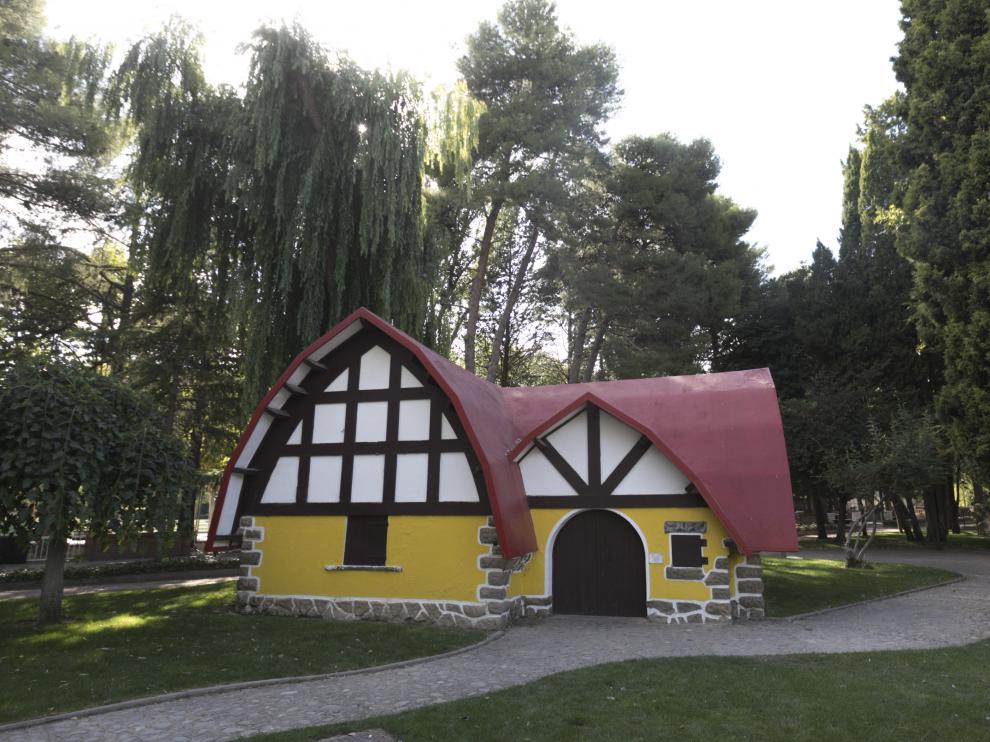 La Casita de Blancanieves, en el Parque Miguel Servet.
