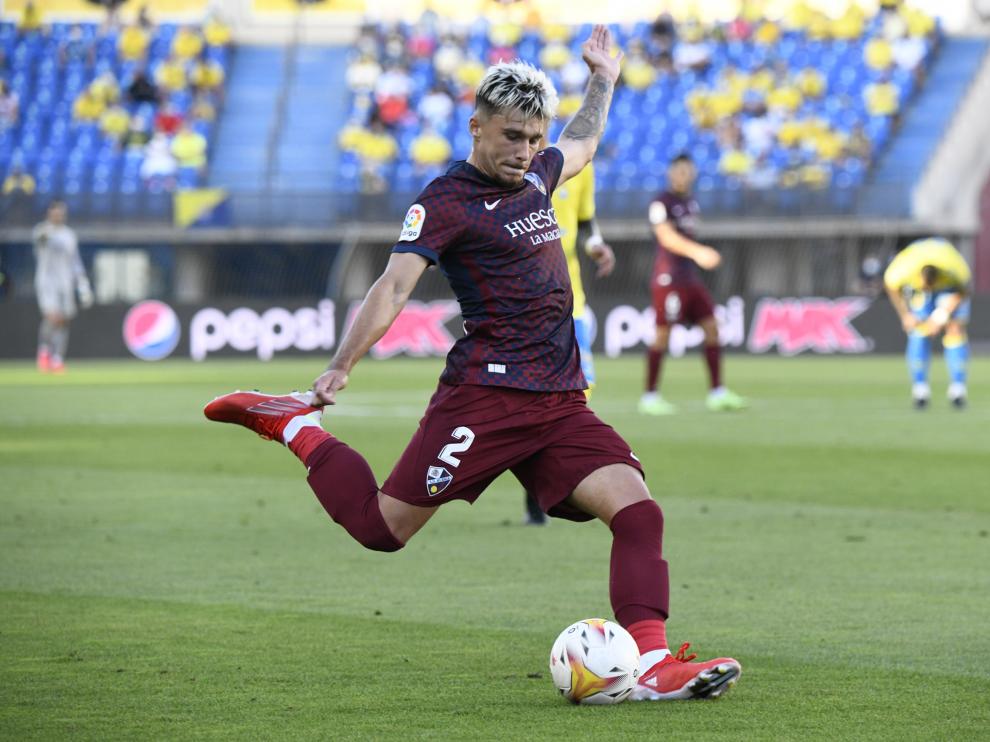 Andrei Ratiu, que fue titular en el último partido contra Las Palmas, está concentrado con la selección de Rumanía.