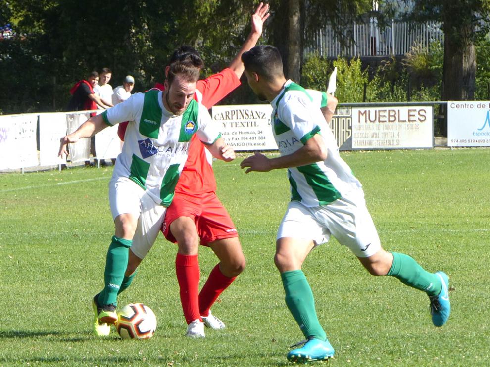 Imagen del amistoso de pretemporada disputado entre Biescas y Jacetano