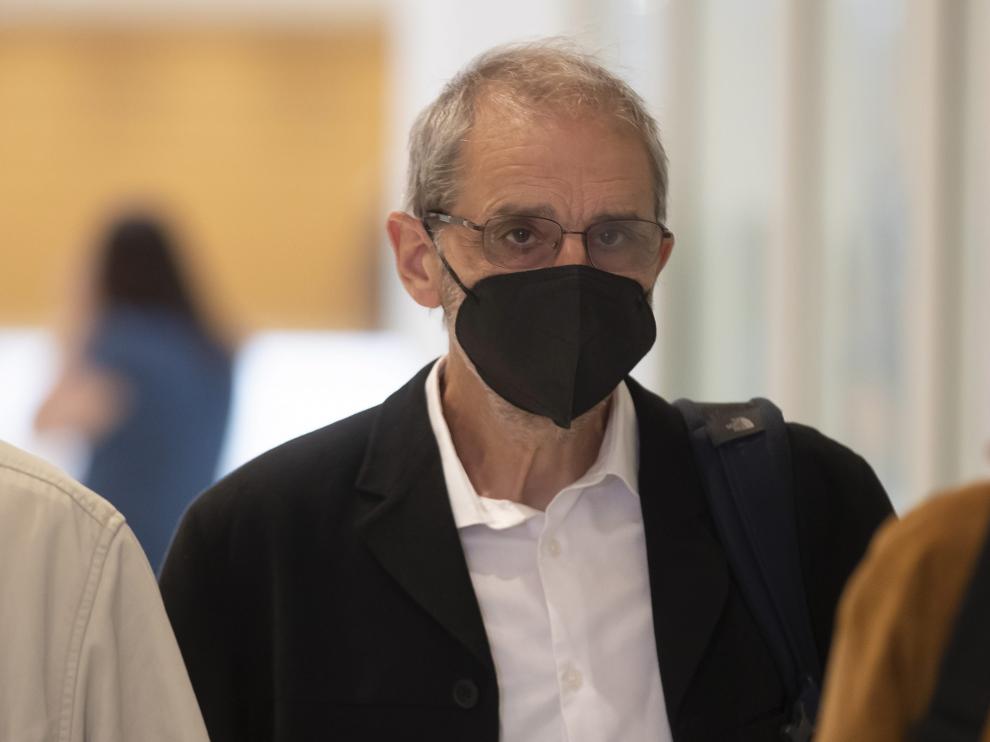 Josu Ternara a la llegada al juzgado de París para conocer el veredicto.