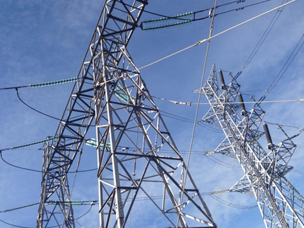 La línea eléctrica de muy alta tensión (MAT) entre Aragón y Cataluña está en fase de información pública