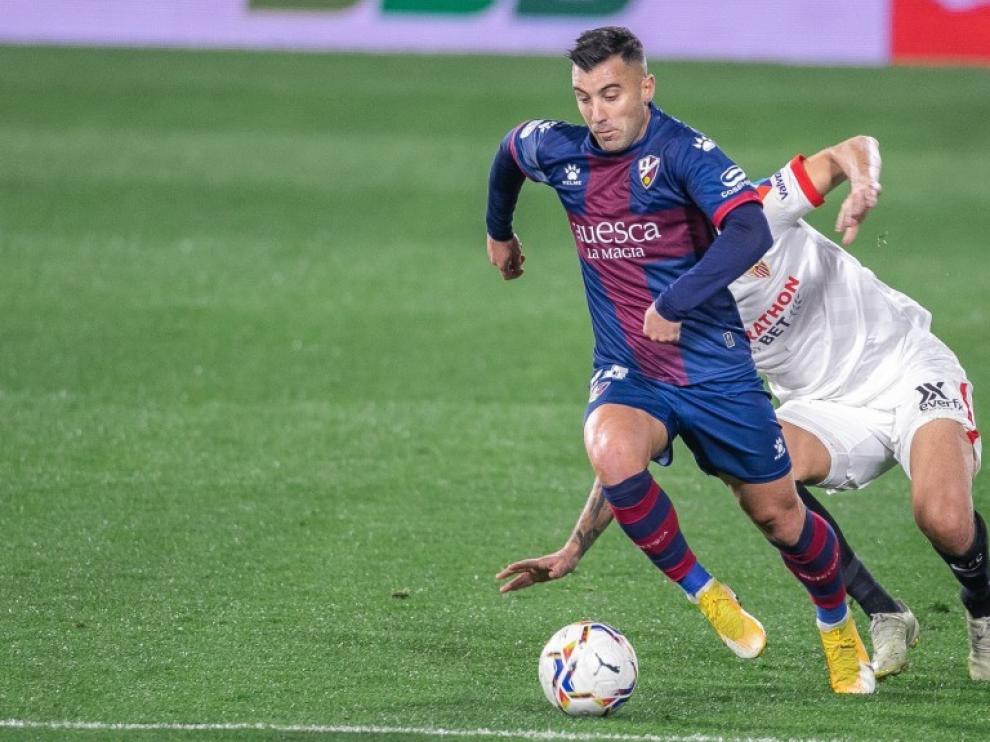 Borja García regresa al Girona tras un gris paso por el Huesca.