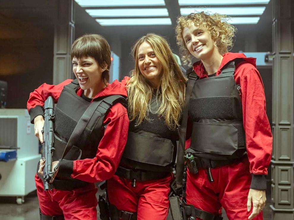 Úrsula Corberó, Itziar Ituño y Esther Acebo son tres de las protagonistas de la serie